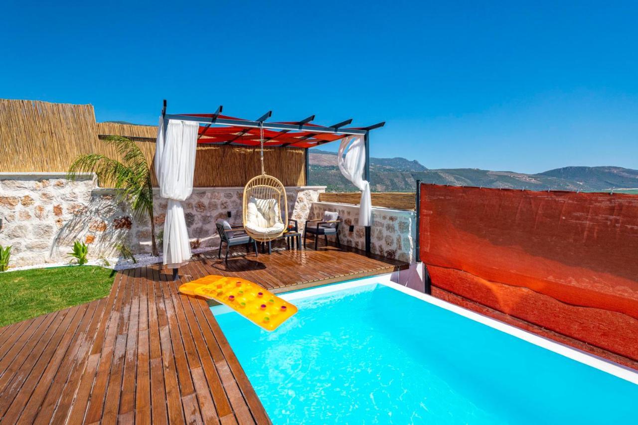 Kalkan Dome Suites & Deluxe-Glamping Holiday In Kalkan Kas Exterior photo